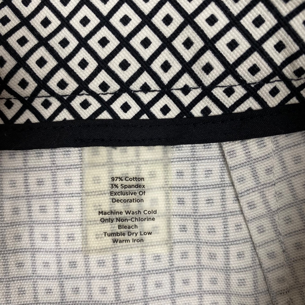 Talbots Geometric Square Print Stretch Cropped Dress Pants Womens 10 Black Ivory - Picture 6 of 11